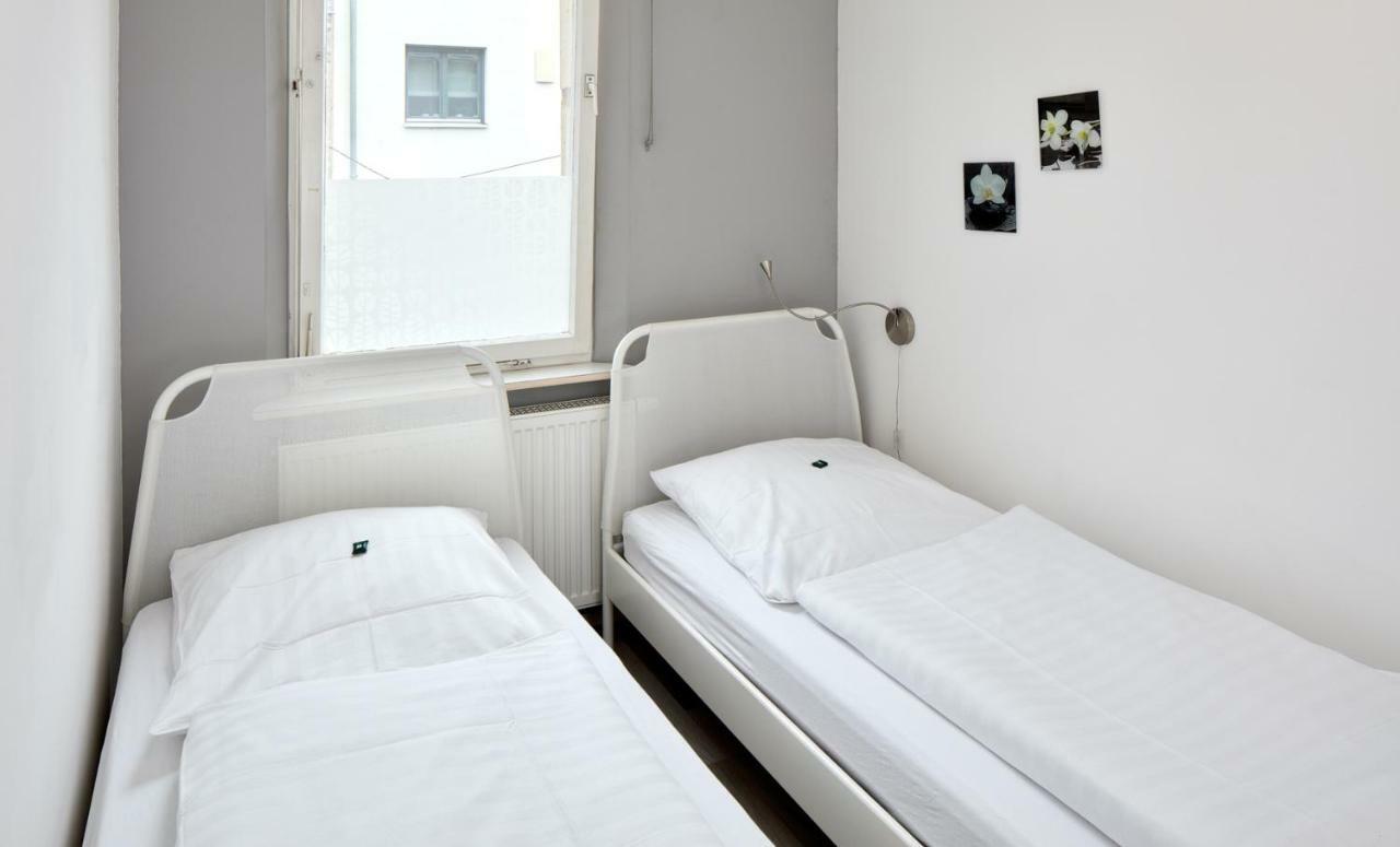Apartments 4 You - Goethestrasse Furth Bagian luar foto
