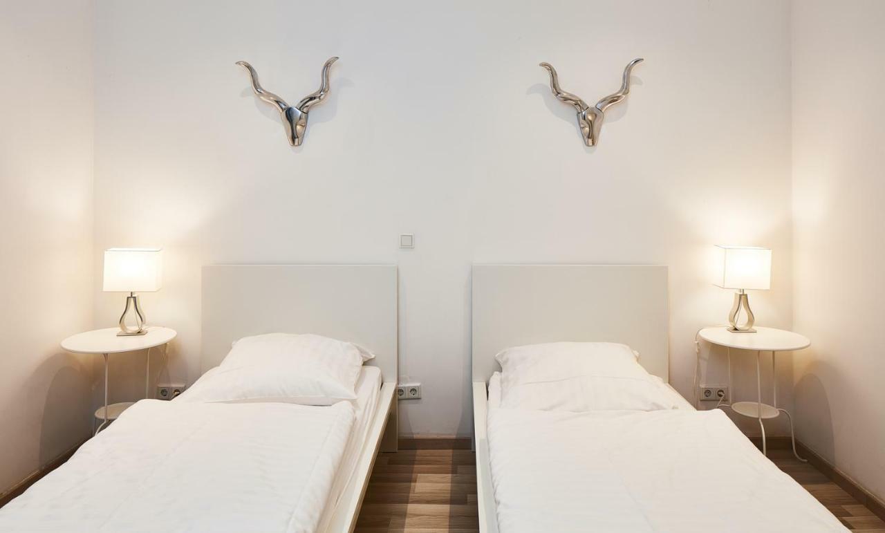 Apartments 4 You - Goethestrasse Furth Bagian luar foto
